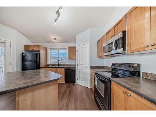 202-100 Panatella Landing Nw, Calgary, AB - Indoor Photo Showing Kitchen