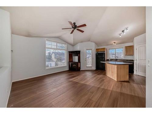 202-100 Panatella Landing Nw, Calgary, AB - Indoor Photo Showing Kitchen