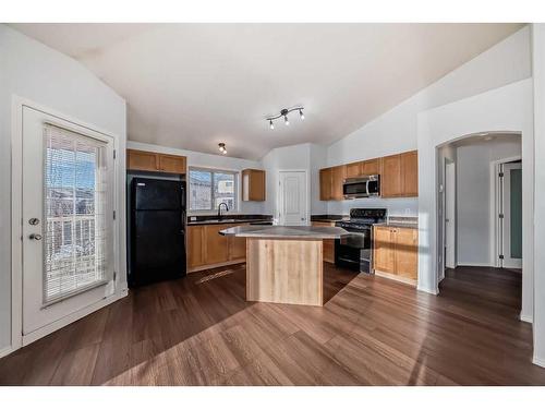 202-100 Panatella Landing Nw, Calgary, AB - Indoor Photo Showing Kitchen