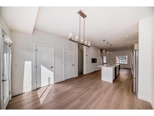 330 Sage Hill Circle Nw, Calgary, AB - Indoor Photo Showing Kitchen