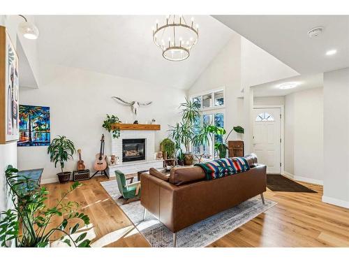 26 Shawbrooke Close Sw, Calgary, AB - Indoor Photo Showing Living Room With Fireplace