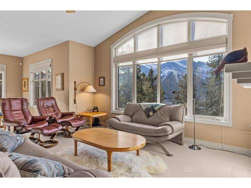 303-3 Aspen Glen, Canmore, AB - Indoor Photo Showing Living Room