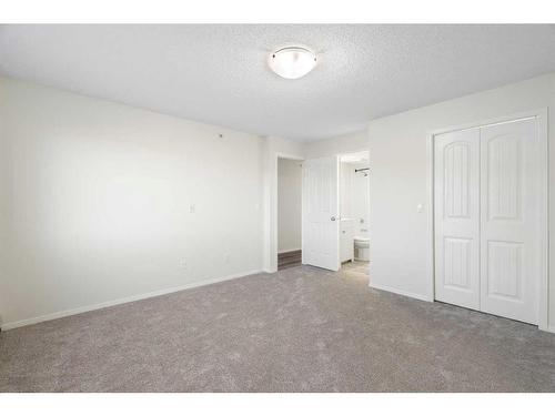 2403-505 Railway Street West, Cochrane, AB - Indoor Photo Showing Other Room