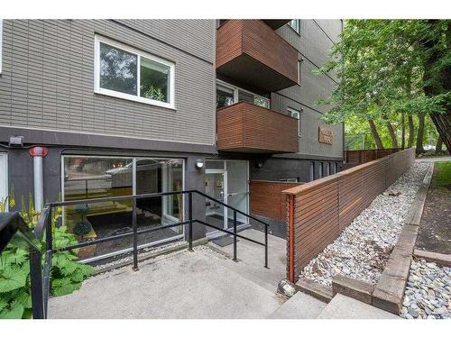 205-1904 10 Street Sw, Calgary, AB - Outdoor With Exterior