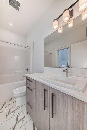 102-6 Merganser Drive West, Chestermere, AB - Indoor Photo Showing Bathroom