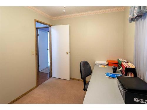 212 Riverstone Place Se, Calgary, AB - Indoor Photo Showing Office