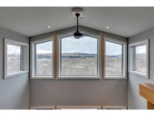 243 Cottageclub Crescent, Rural Rocky View County, AB - Indoor