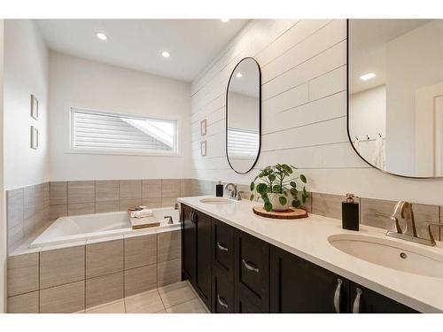 65 Auburn Springs Place Se, Calgary, AB - Indoor Photo Showing Bathroom