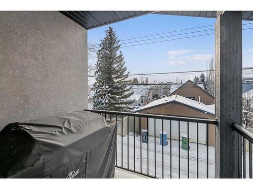 445 23 Avenue Ne, Calgary, AB - Outdoor With Balcony