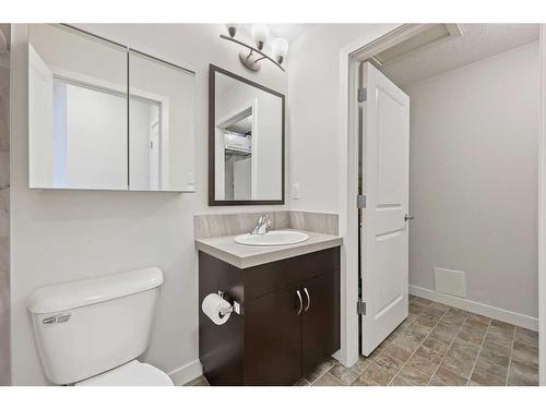 306-250 Sage Valley Road Nw, Calgary, AB - Indoor Photo Showing Bathroom