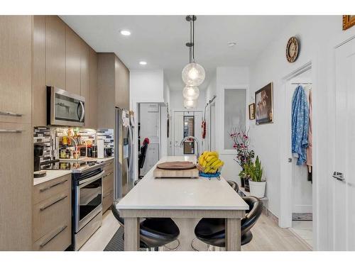 1333-76 Cornerstone Passage Ne, Calgary, AB - Indoor Photo Showing Kitchen With Upgraded Kitchen