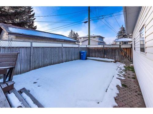 1435 42 Street Ne, Calgary, AB - Outdoor