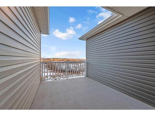 800 Windbury Street, Airdrie, AB - Outdoor With Exterior