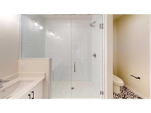 44 Sugarsnap Way Se, Calgary, AB - Indoor Photo Showing Bathroom