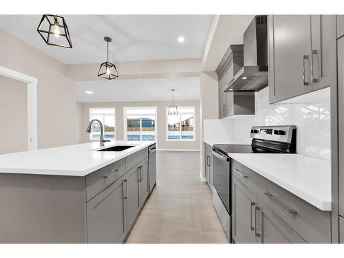 309 Corner Glen Way Ne, Calgary, AB - Indoor Photo Showing Kitchen With Upgraded Kitchen