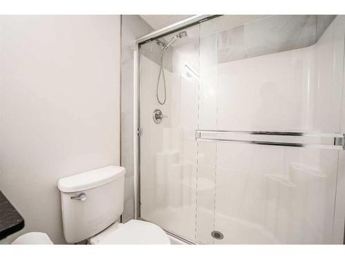 425-195 Kincora Glen Road Nw, Calgary, AB - Indoor Photo Showing Bathroom