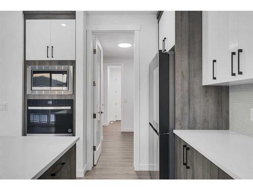 46 South Shore Bay, Chestermere, AB - Indoor Photo Showing Kitchen