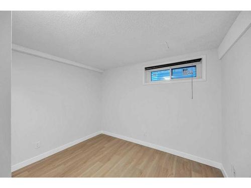 8 Martinglen Mews Ne, Calgary, AB - Indoor Photo Showing Other Room