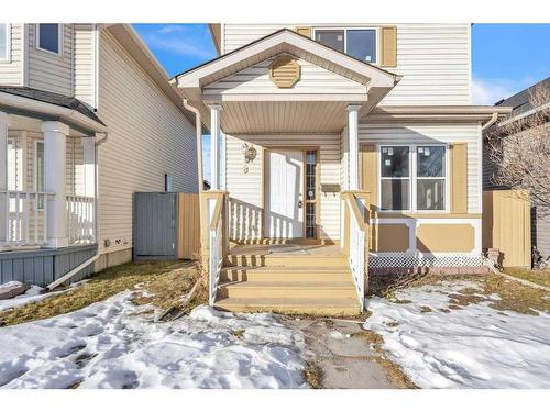 8 Martinglen Mews Ne, Calgary, AB - Outdoor