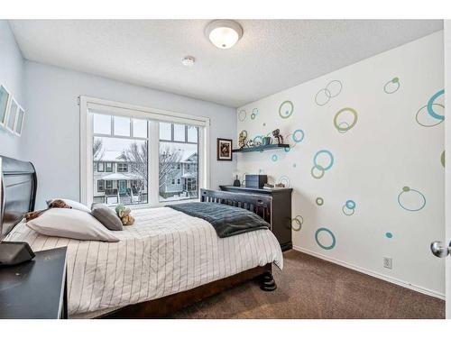 111 Inverness Drive Se, Calgary, AB - Indoor Photo Showing Bedroom