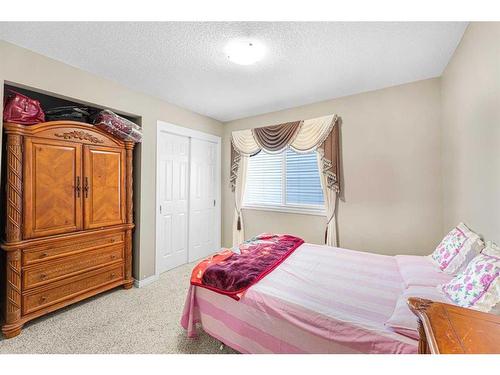 73 Cityscape Gardens Ne, Calgary, AB - Indoor Photo Showing Bedroom