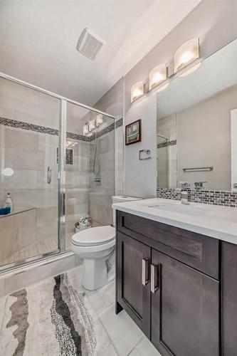 279 Springborough Way Sw, Calgary, AB - Indoor Photo Showing Bathroom