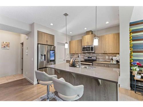 18 Evanscrest Terrace Nw, Calgary, AB - Indoor Photo Showing Kitchen With Stainless Steel Kitchen With Upgraded Kitchen