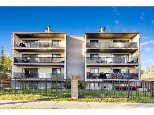 104-1512 16 Avenue Sw, Calgary, AB - Outdoor