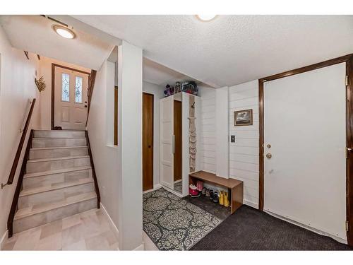 4179 Varsity Road Nw, Calgary, AB - Indoor Photo Showing Other Room