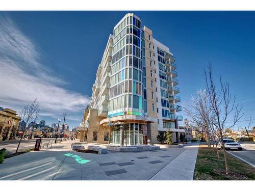 103-1107 Gladstone Road Nw, Calgary, AB - Outdoor