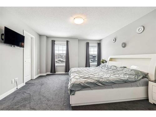 73 Legacy Glen Street Se, Calgary, AB - Indoor Photo Showing Bedroom