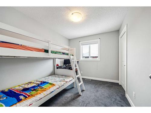 73 Legacy Glen Street Se, Calgary, AB - Indoor Photo Showing Bedroom