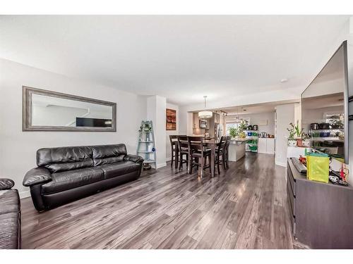 55 Evanscrest Court Nw, Calgary, AB - Indoor Photo Showing Living Room