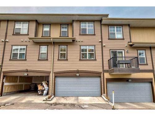 55 Evanscrest Court Nw, Calgary, AB - Outdoor With Balcony With Facade