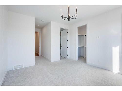 1603 16A Street Se, Calgary, AB - Indoor Photo Showing Other Room