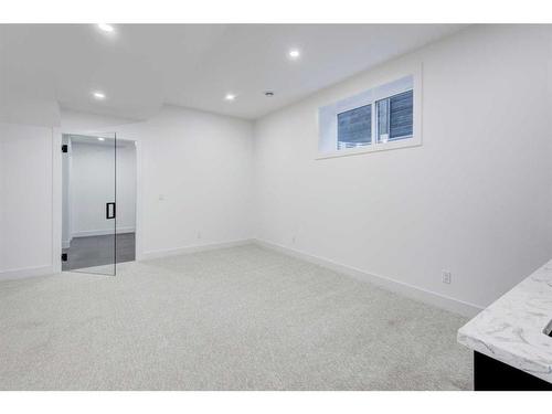 1603 16A Street Se, Calgary, AB - Indoor Photo Showing Other Room