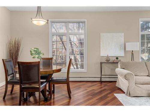 202-4835 Dalhousie Drive Nw, Calgary, AB - Indoor Photo Showing Dining Room