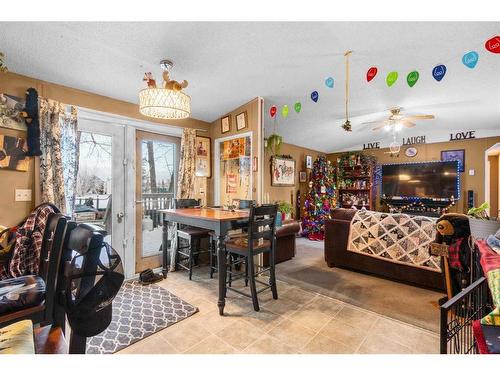 28370 Township Road 304, Rural Mountain View County, AB - Indoor Photo Showing Other Room