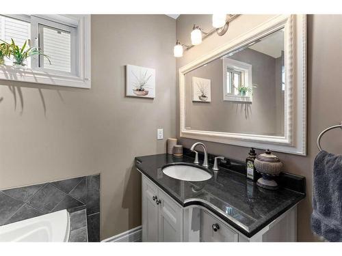 2 Edmund Way Se, Airdrie, AB - Indoor Photo Showing Bathroom