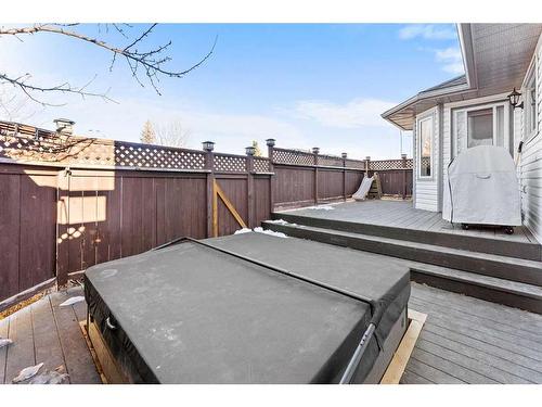 2 Edmund Way Se, Airdrie, AB - Outdoor