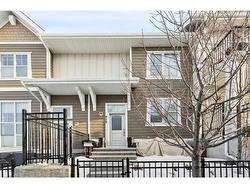 912 Cranbrook SE Calgary, AB T3M 2V5