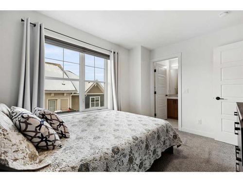 912 Cranbrook Walk Se, Calgary, AB - Indoor Photo Showing Bedroom