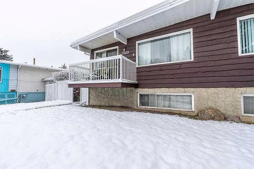 7331 Huntertown Crescent Nw, Calgary, AB - Outdoor With Exterior