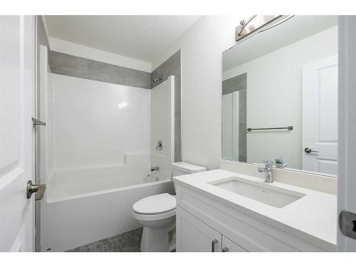 517 Clearwater Heath, Chestermere, AB - Indoor Photo Showing Bathroom