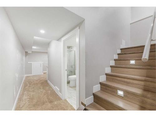 1806 8 Street Sw, Calgary, AB - Indoor Photo Showing Other Room