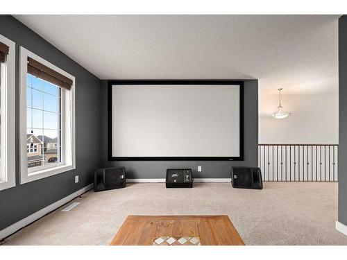 24 Sherwood Park Nw, Calgary, AB - Indoor Photo Showing Other Room