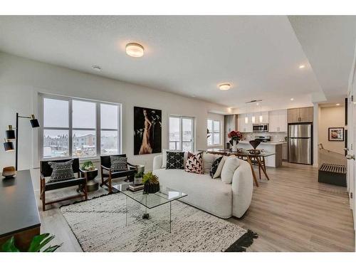 88-2117 81 Street Sw, Calgary, AB - Indoor Photo Showing Living Room