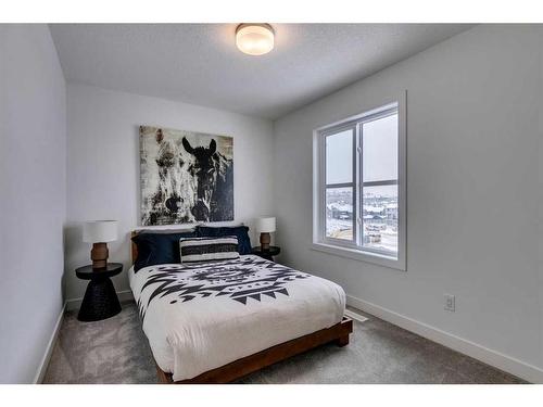 88-2117 81 Street Sw, Calgary, AB - Indoor Photo Showing Bedroom