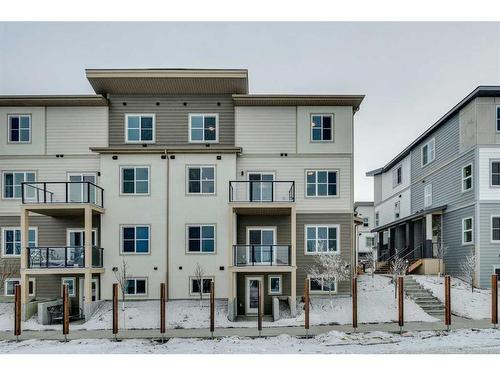 88-2117 81 Street Sw, Calgary, AB - Outdoor With Facade