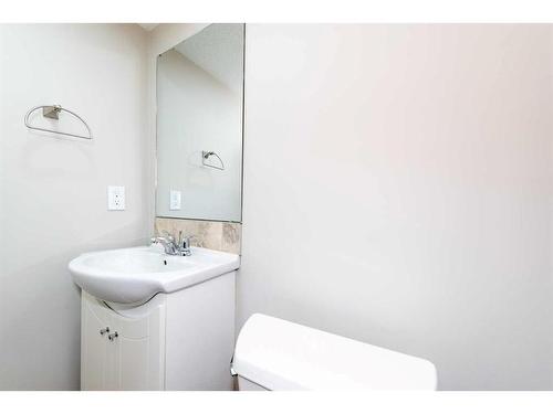 23 Martinwood Court Ne, Calgary, AB - Indoor Photo Showing Bathroom